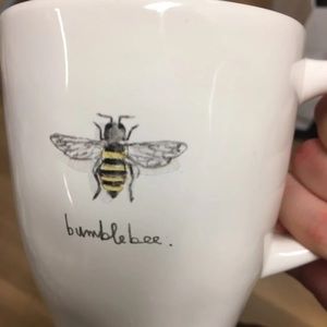 Rae dunn bumble bee mug
